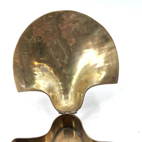 Vintage Brass Clam Shell Trinket Box Hinged Lid Nautical Beach House Decor - Picture 6 of 11